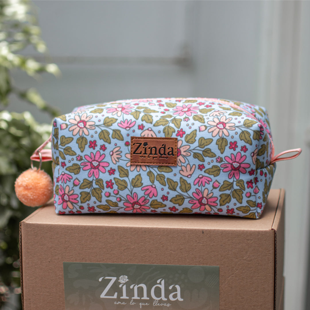 ESTUCHE FLOWER SANDY CELESTE